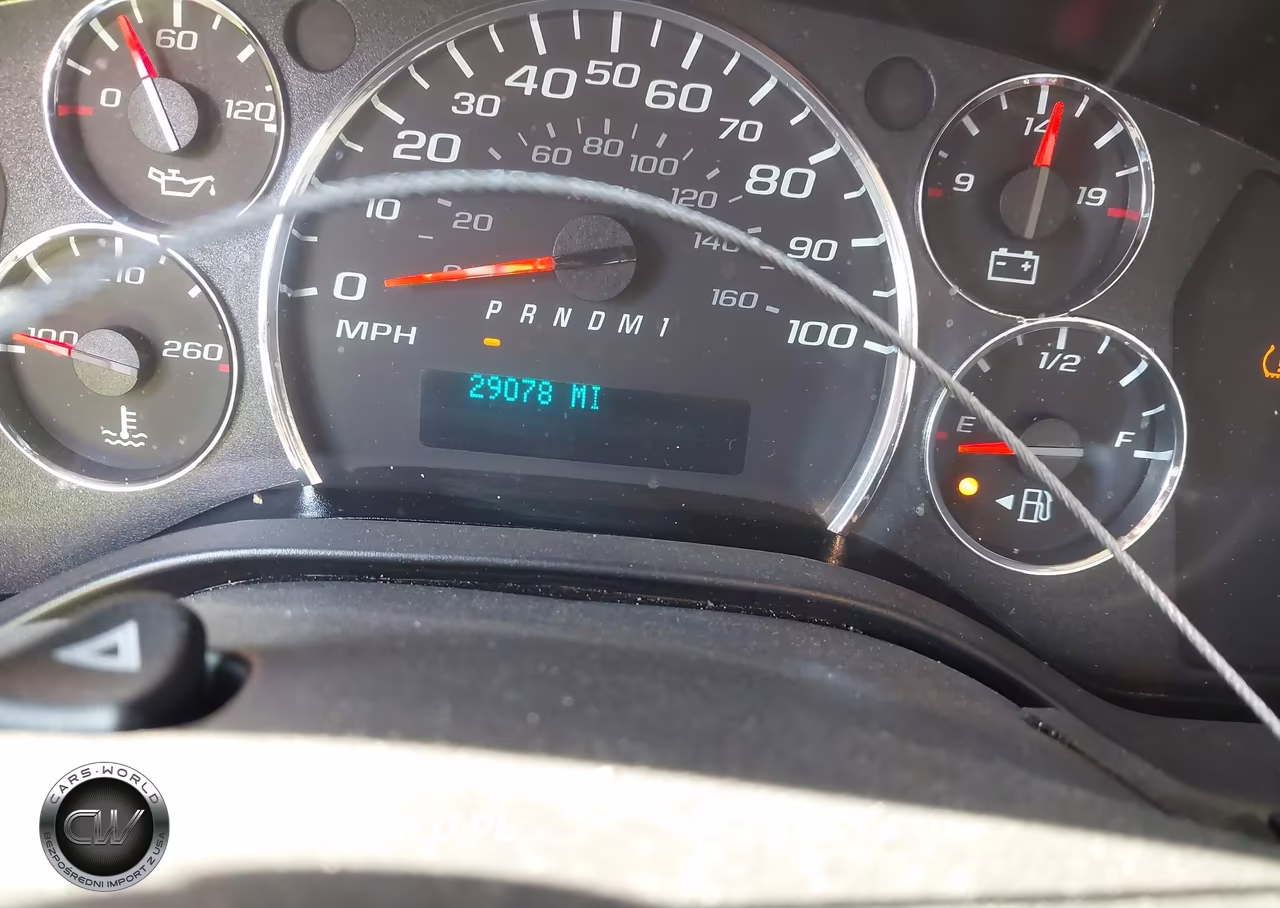 2025 Chevrolet Express Cutaway Work Van VIN:1HA0GSF78SN003354 - 5