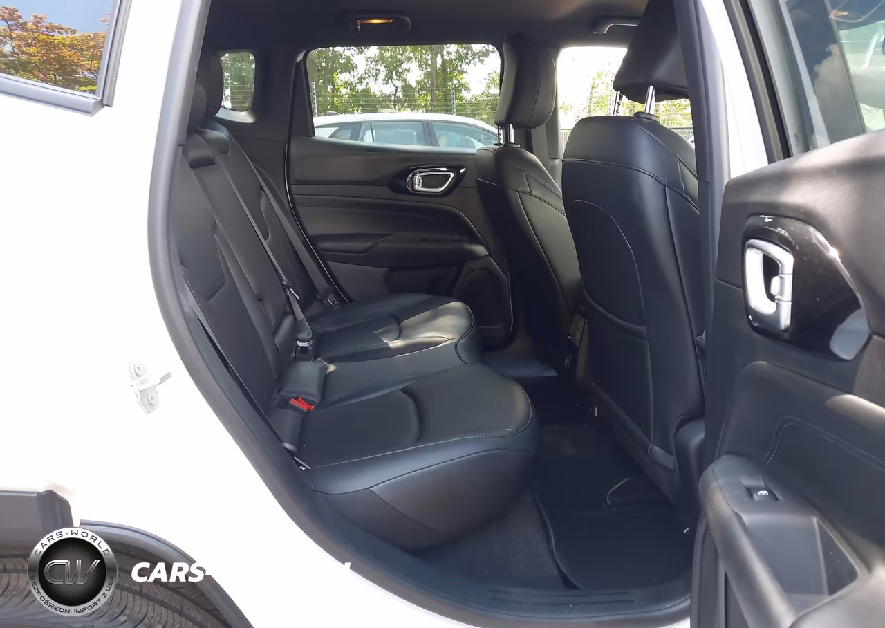 2026 Jeep Compass Limited Altitude VIN:3C4NJDCN9TT258509 - 8