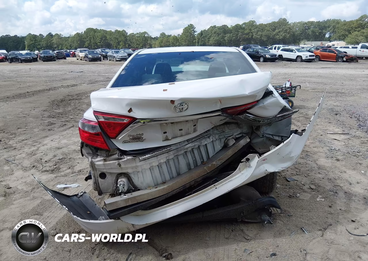2017 Toyota Camry Le VIN:4T1BF1FKXHU408365 - 16