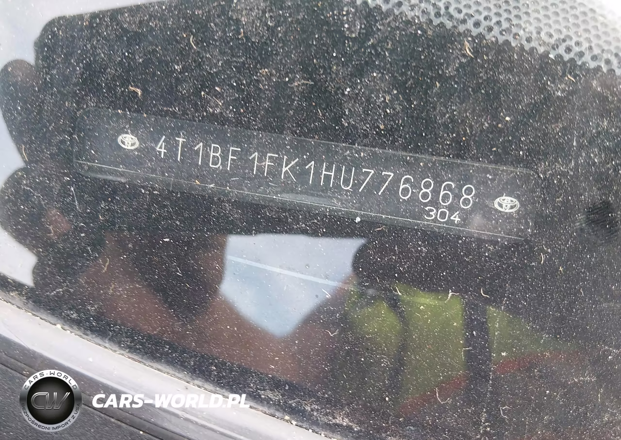 2017 Toyota Camry Le VIN:4T1BF1FK1HU776868 - 17