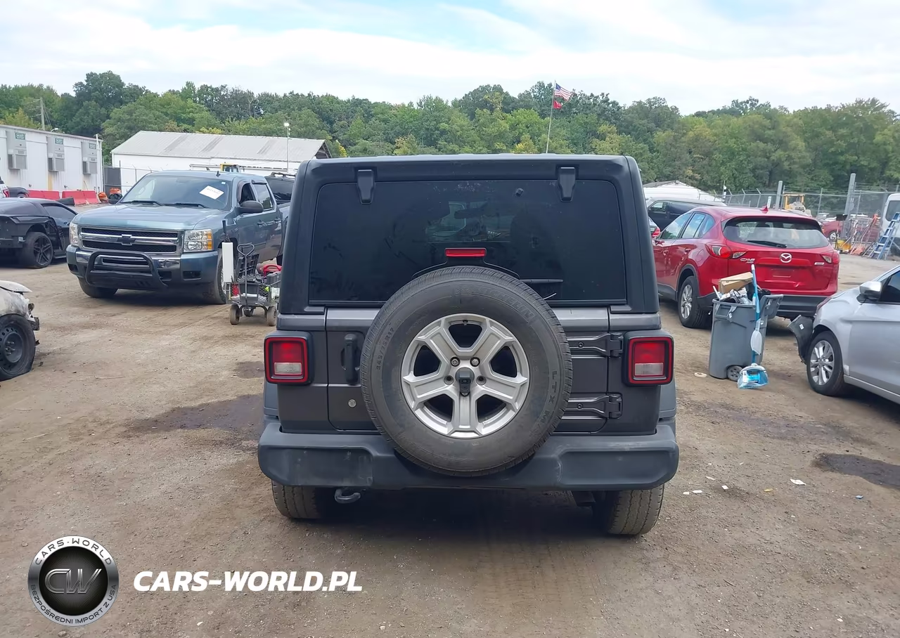 2018 Jeep Wrangler Unlimited Sport S 4X4 VIN:1C4HJXDGXJW305469 - 17
