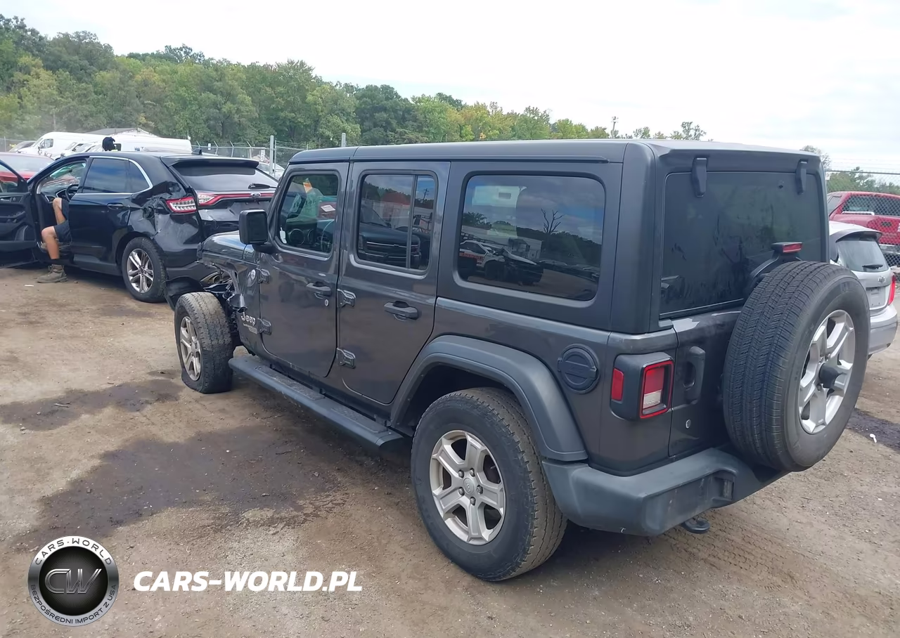 2018 Jeep Wrangler Unlimited Sport S 4X4 VIN:1C4HJXDGXJW305469 - 3