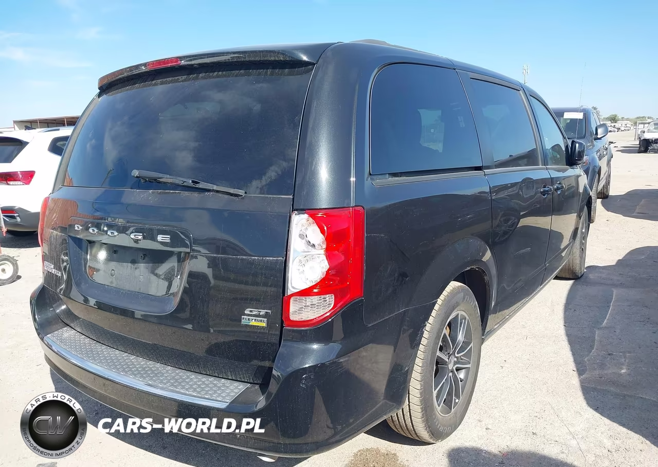 2018 Dodge Grand Caravan Gt VIN:2C4RDGEG7JR285295 - 4