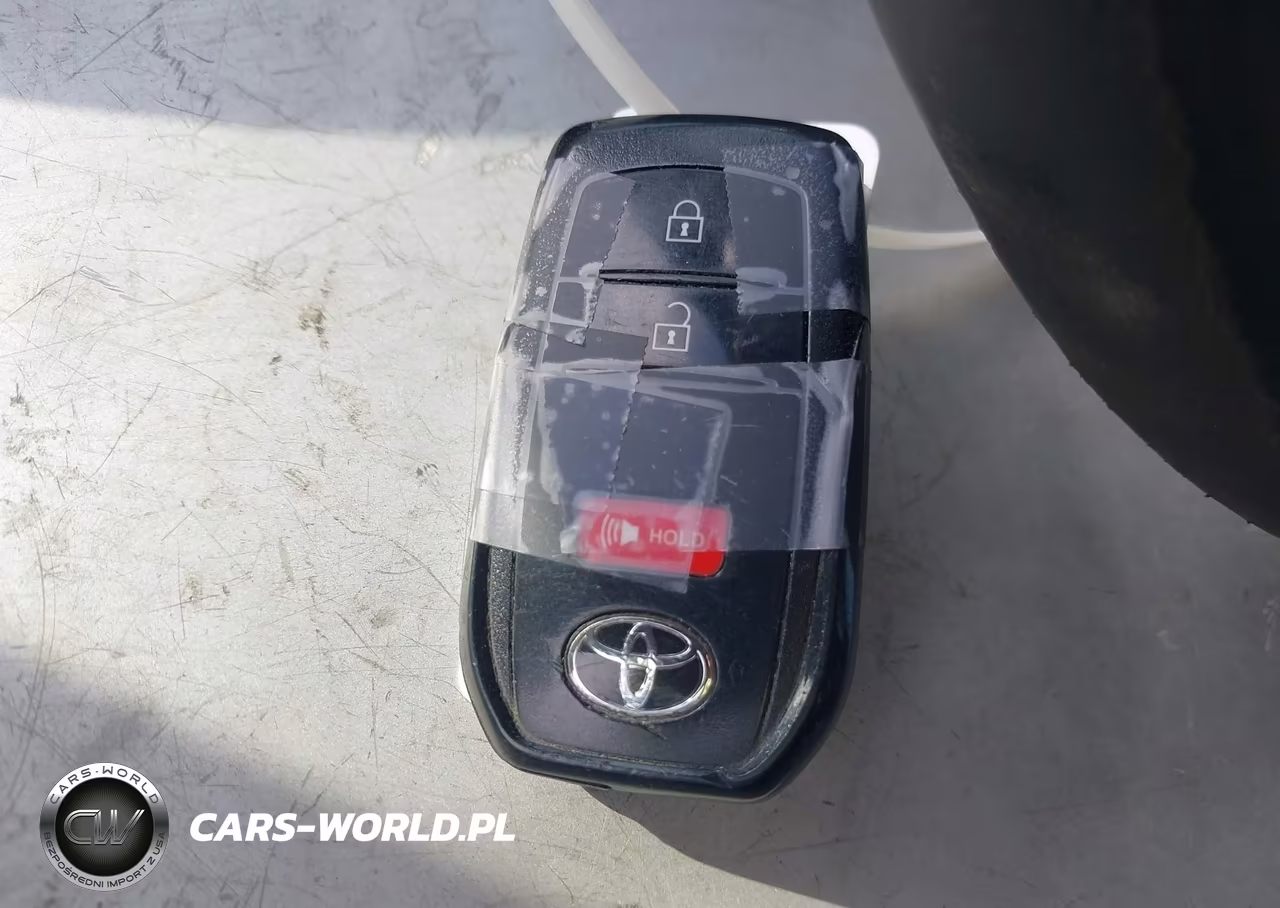 2024 Toyota Prius Xle VIN:JTDACAAU7R3019871 - 11