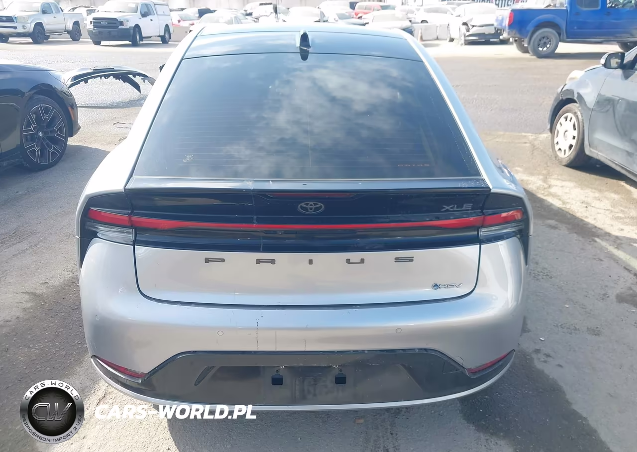 2024 Toyota Prius Xle VIN:JTDACAAU7R3019871 - 17