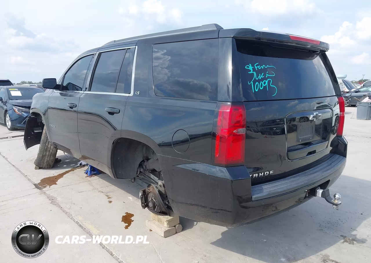 2015 Chevrolet Tahoe Ls VIN:1GNSCAKC1FR307850 - 3