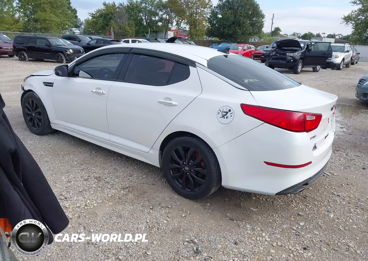 2014 Kia Optima Lx VIN:5XXGM4A7XEG319885 - 3