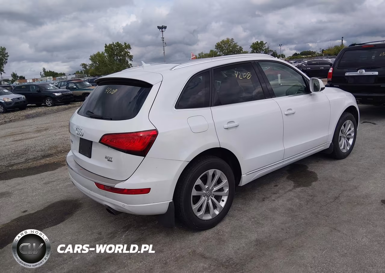 2014 Audi Q5 2.0T Premium VIN:WA1LFAFP3EA065443 - 4