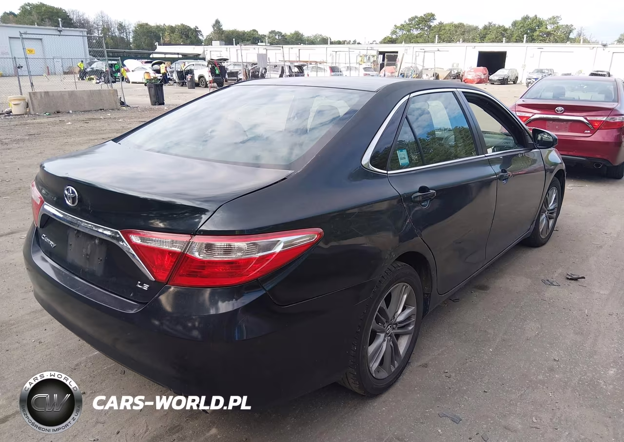 2017 Toyota Camry Se VIN:4T1BF1FK6HU431934 - 4