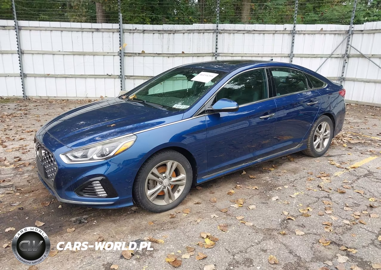 2018 Hyundai Sonata Sport VIN:5NPE34AF3JH688037 - 2