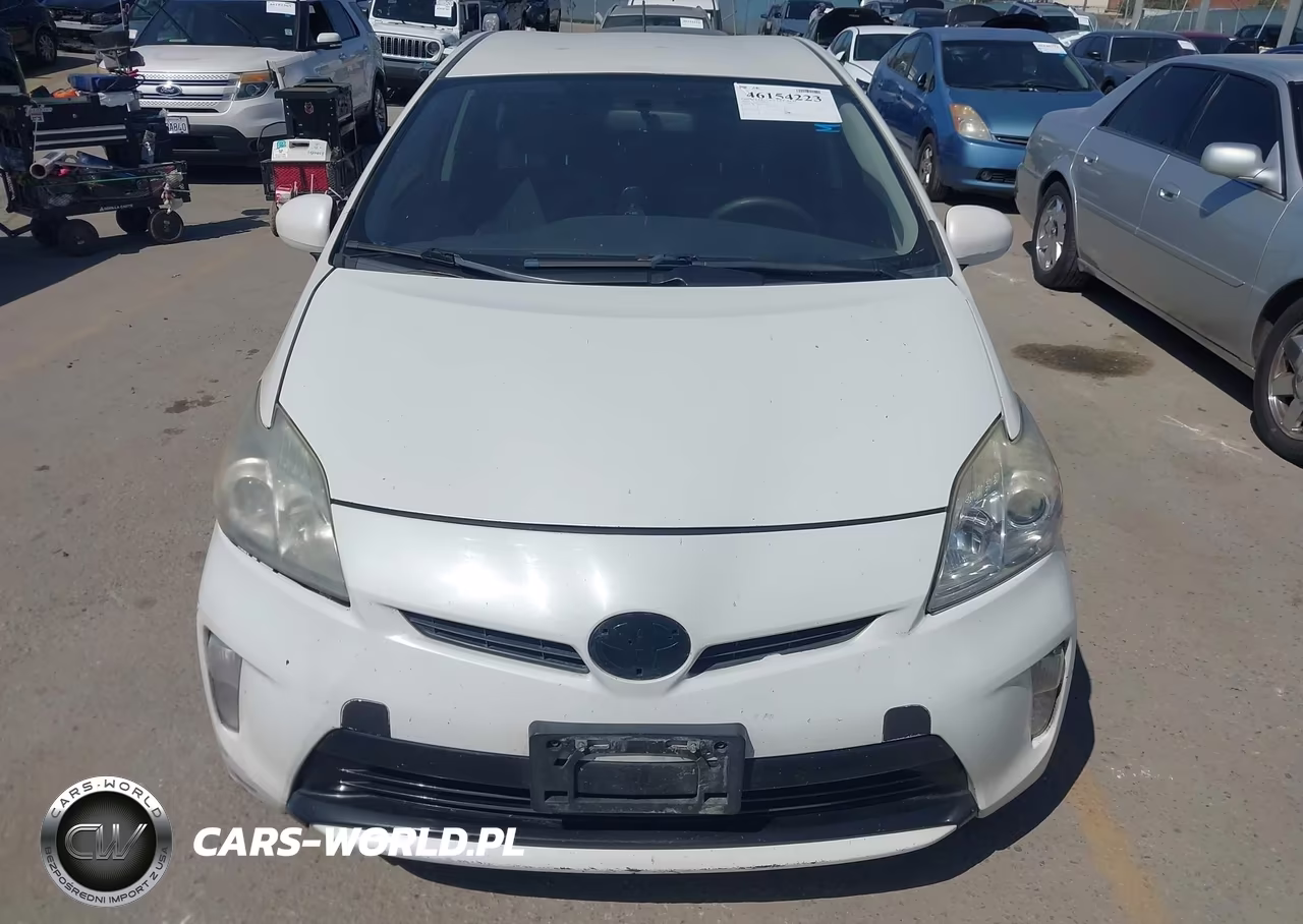 2015 Toyota Prius Two VIN:JTDKN3DU3F0456768 - 12