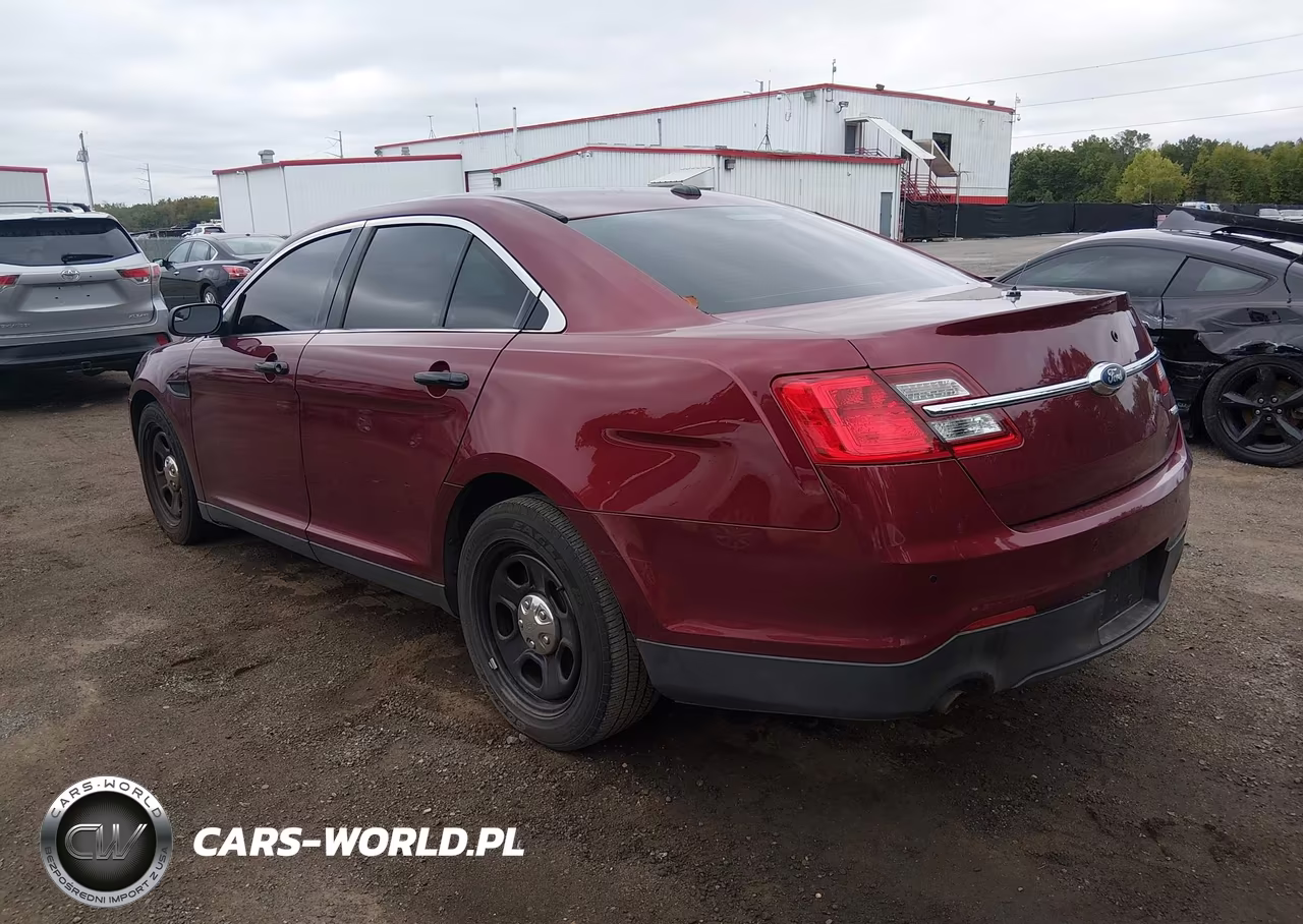 2018 Ford Police Interceptor VIN:1FAHP2MK3JG135901 - 3