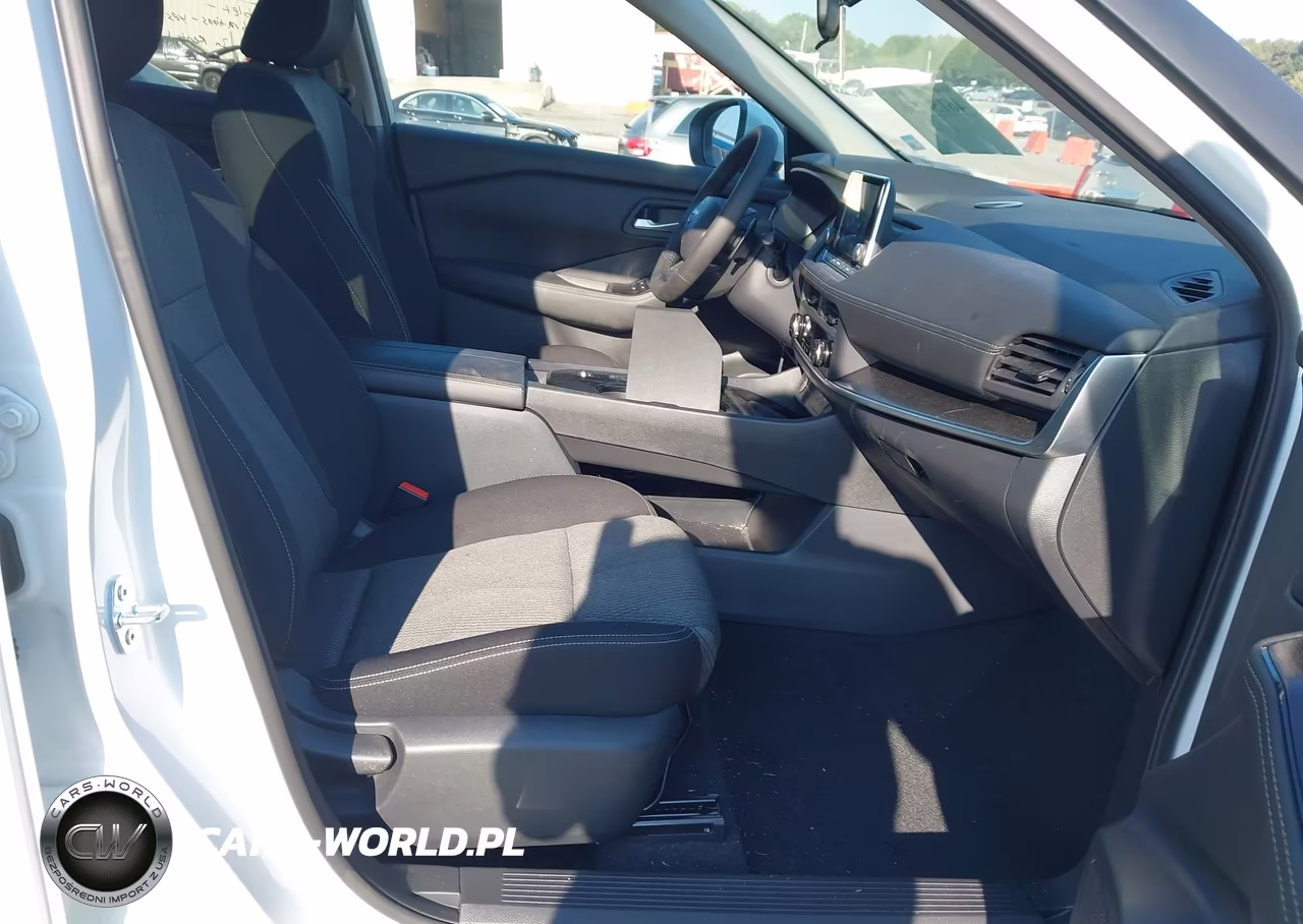 2026 Nissan Rogue Sv VIN:5N1BT3BA8TC813995 - 5