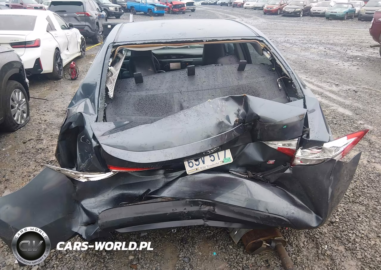 2015 Toyota Corolla S Plus VIN:2T1BURHE9FC434451 - 6