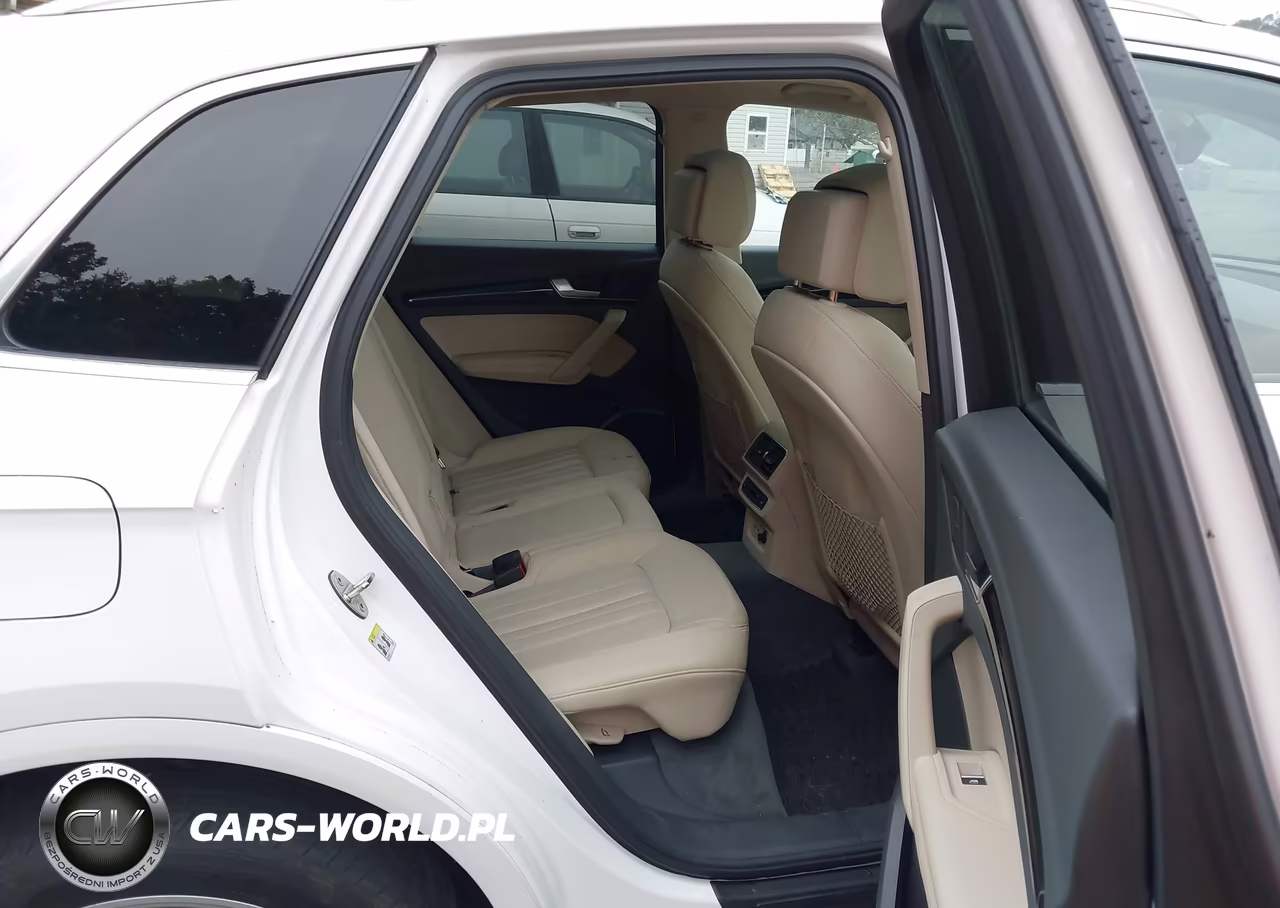 2019 Audi Q5 45 Premium VIN:WA1BNAFY7K2078614 - 8