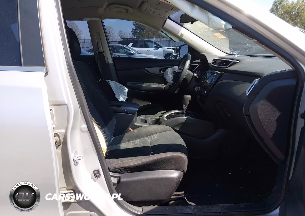 2014 Nissan Rogue S VIN:5N1AT2MT7EC754249 - 5