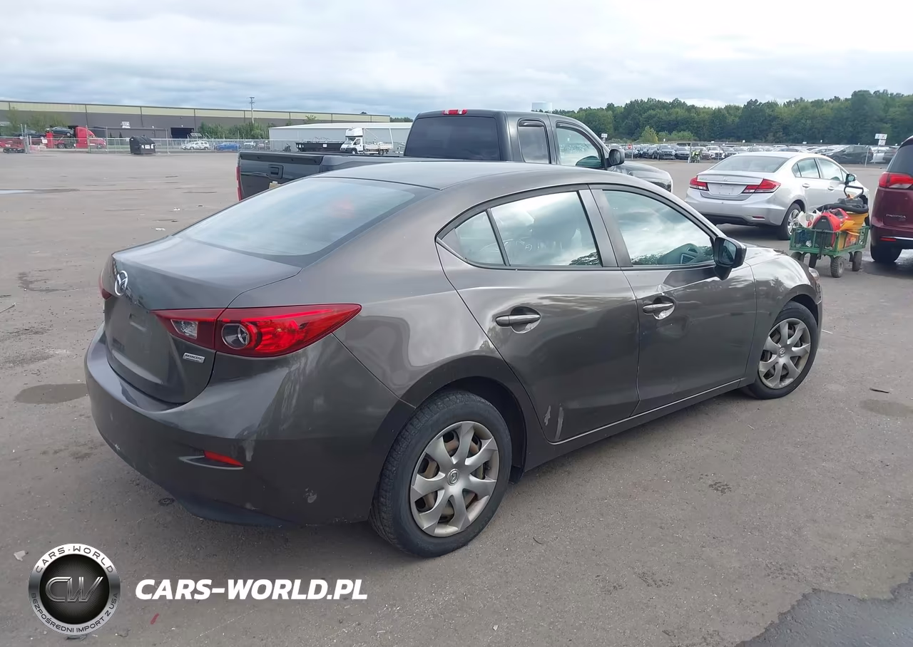 2017 Mazda Mazda3 Sport VIN:JM1BN1U77H1103350 - 4