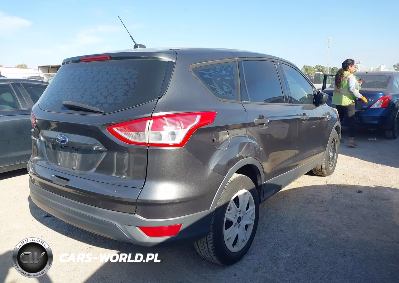 2016 Ford Escape S VIN:1FMCU0F74GUB03636 - 4