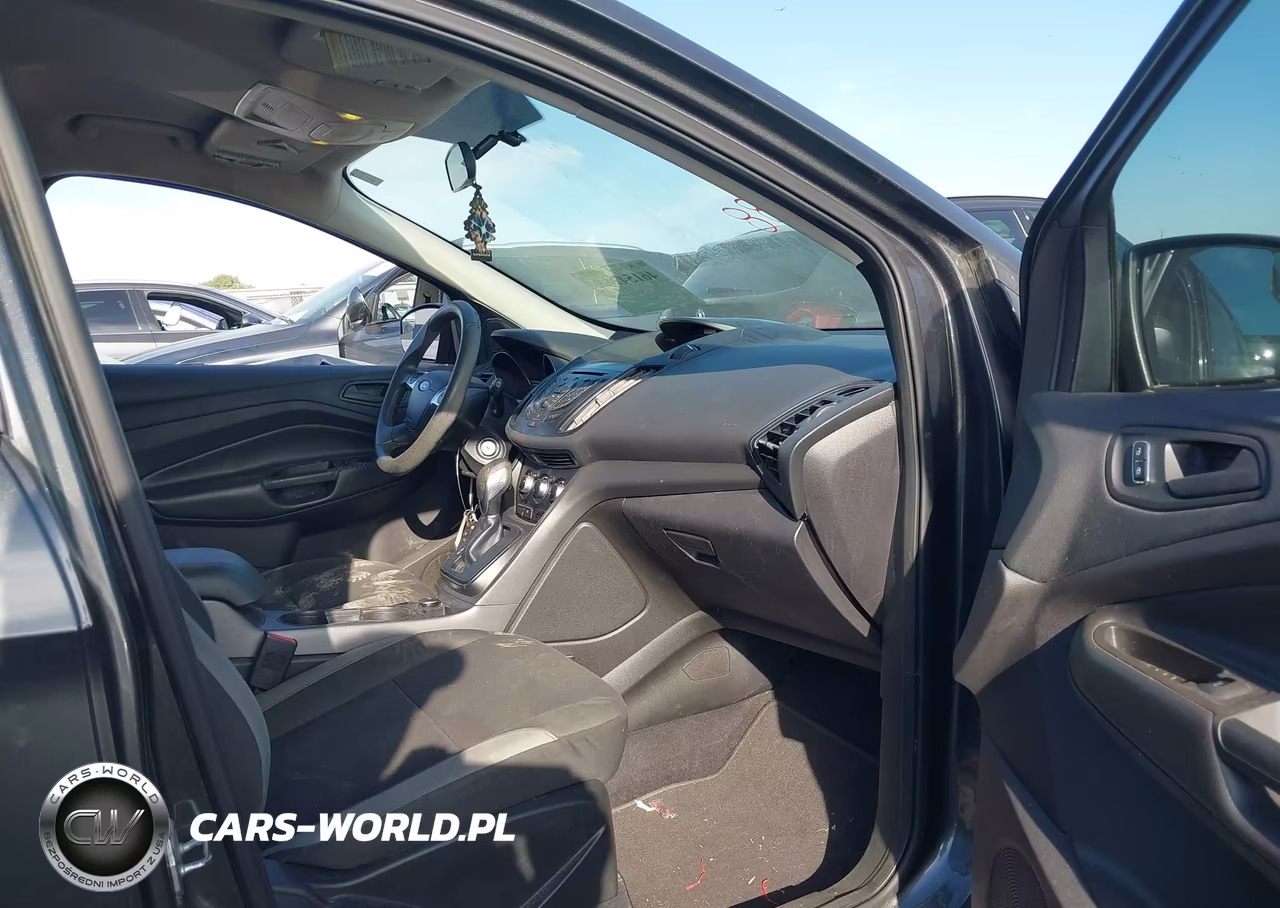 2016 Ford Escape S VIN:1FMCU0F74GUB03636 - 5