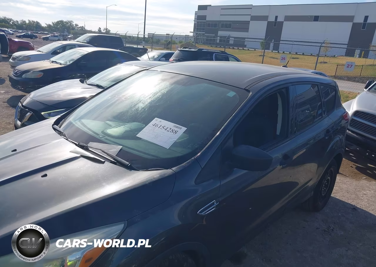 2016 Ford Escape S VIN:1FMCU0F74GUB03636 - 6