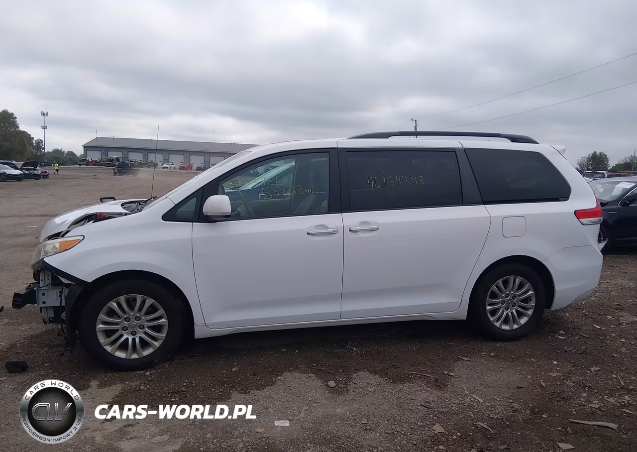 2013 Toyota Sienna Xle V6 8 Passenger VIN:5TDYK3DC3DS304588 - 15