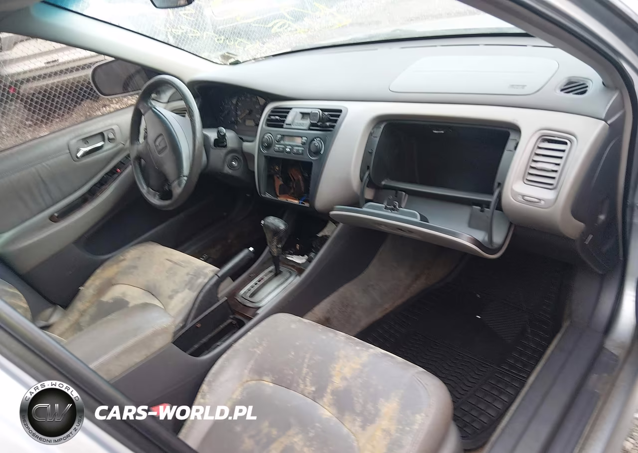 2002 Honda Accord 3.0 Ex VIN:1HGCG16552A065684 - 5