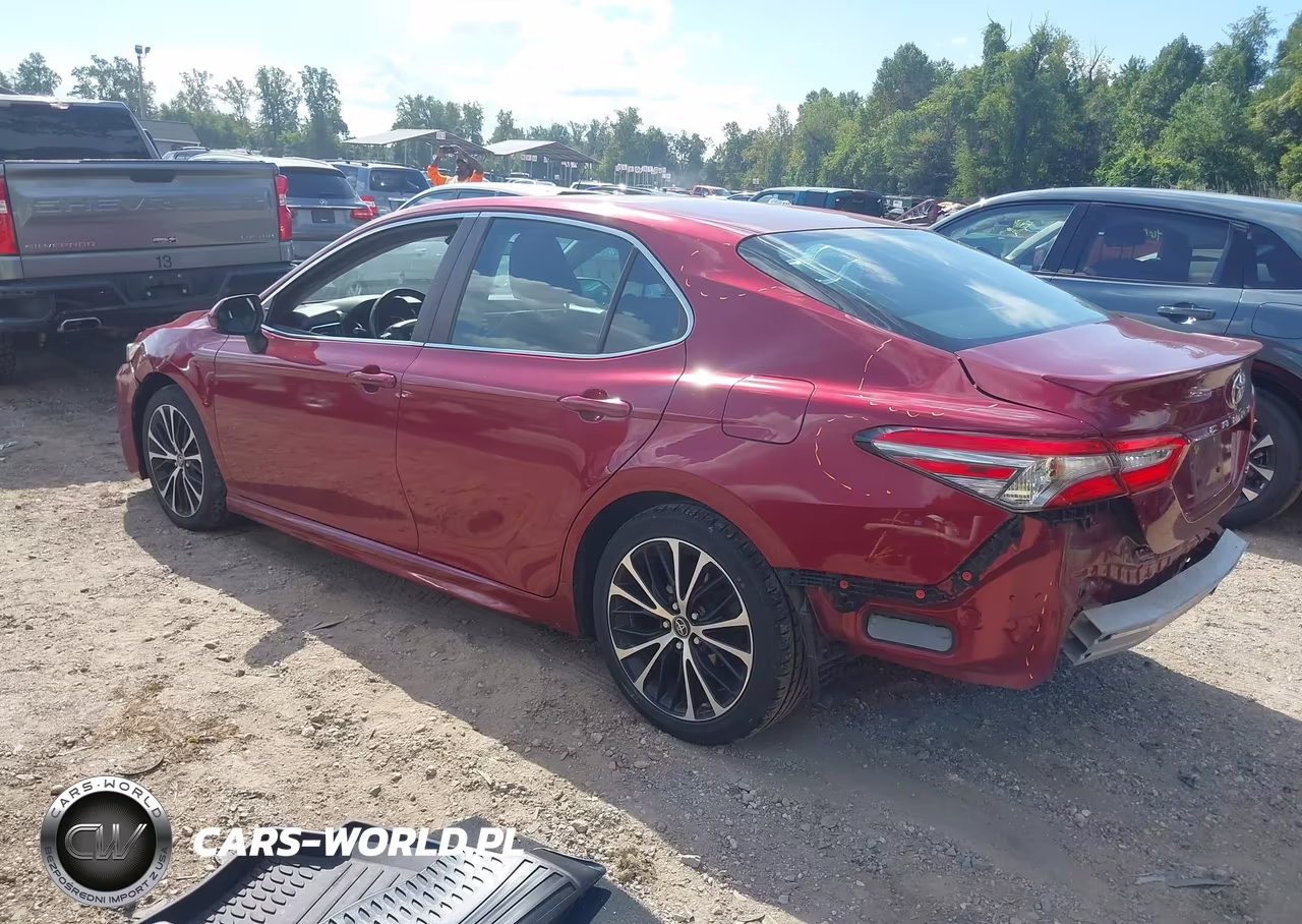 2018 Toyota Camry Se VIN:4T1B11HK5JU617546 - 3