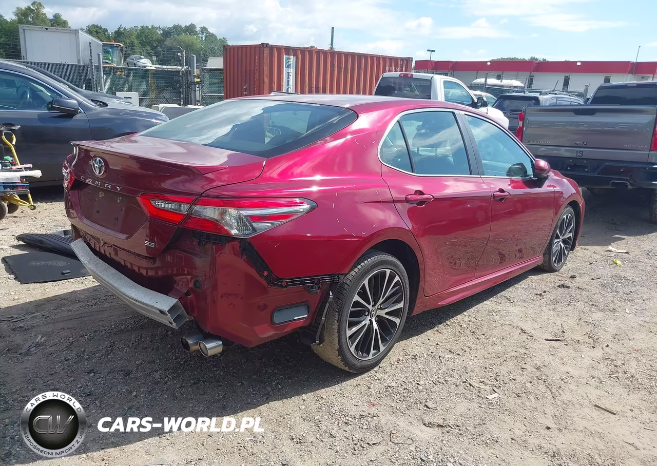 2018 Toyota Camry Se VIN:4T1B11HK5JU617546 - 4