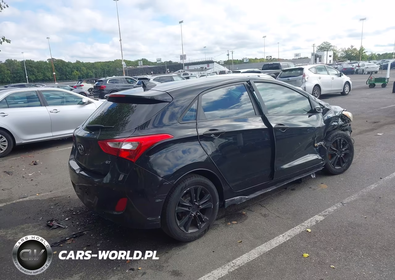 2013 Hyundai Elantra Gt VIN:KMHD35LE4DU061729 - 4