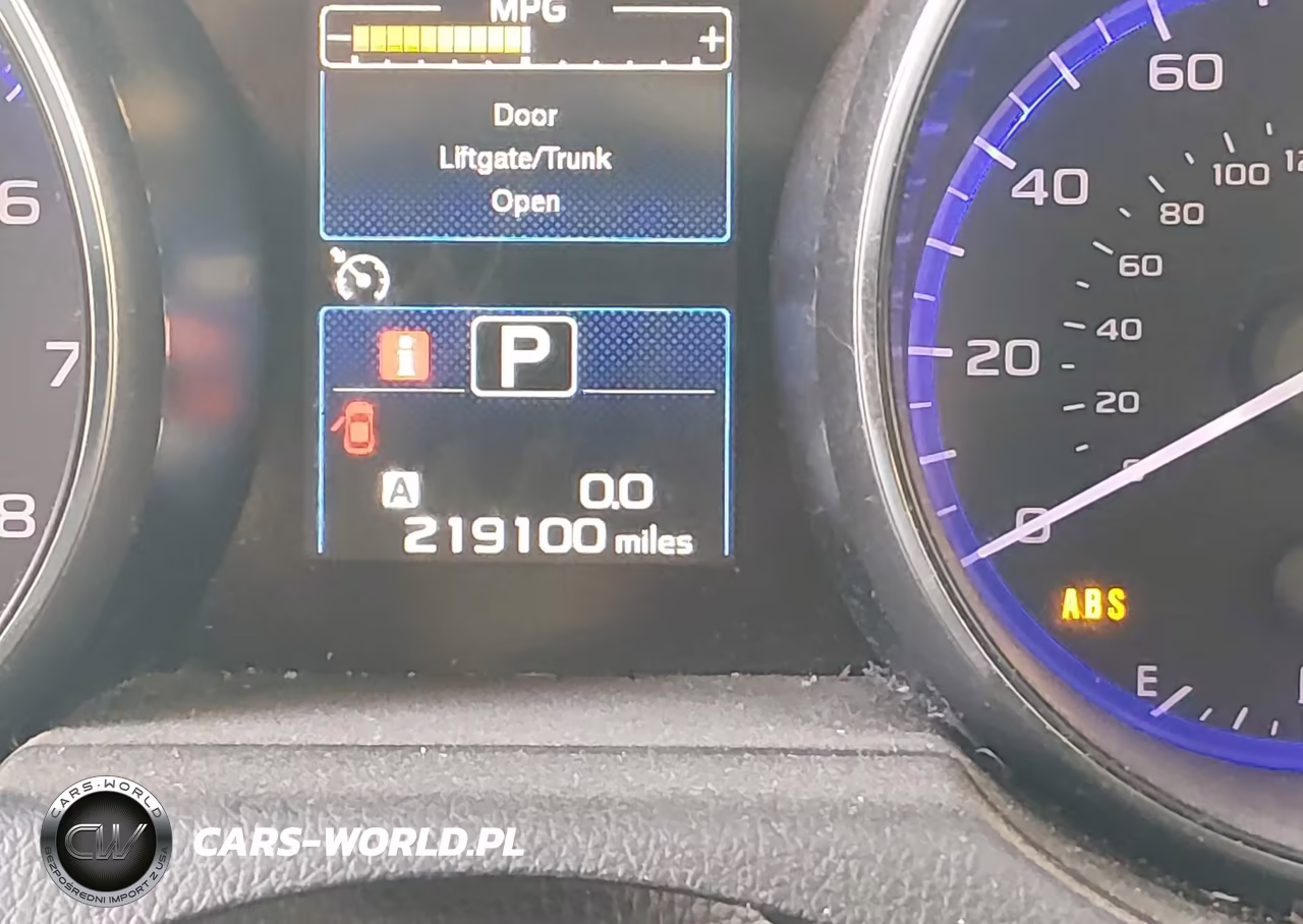 2015 Subaru Legacy 2.5I Premium VIN:4S3BNBC68F3072755 - 15