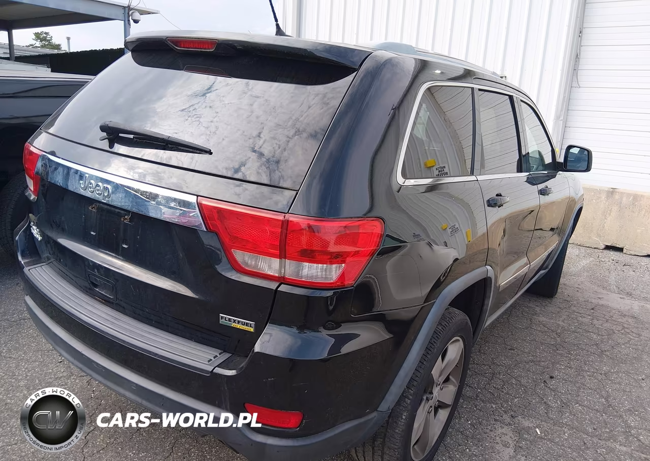 2012 Jeep Grand Cherokee Laredo VIN:1C4RJFAG0CC131936 - 4