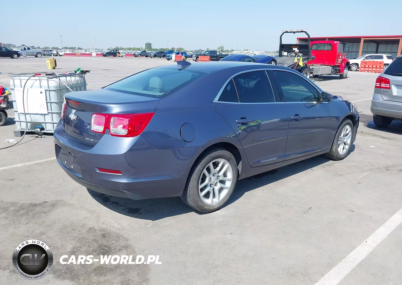 2015 Chevrolet Malibu 1Lt VIN:1G11C5SL8FF181525 - 4
