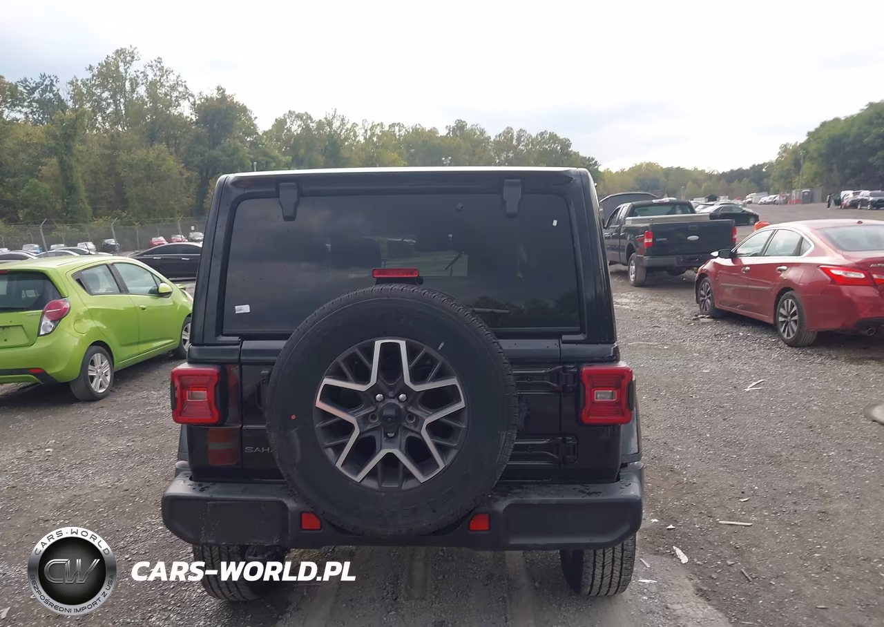 2026 Jeep Wrangler Sahara 4X4 VIN:1C4PJXEN3TW264095 - 16