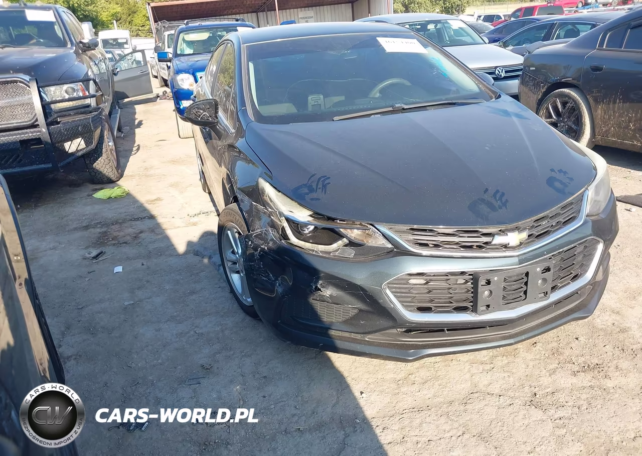 2018 Chevrolet Cruze Lt Auto – zdjęcie 1 z 16
