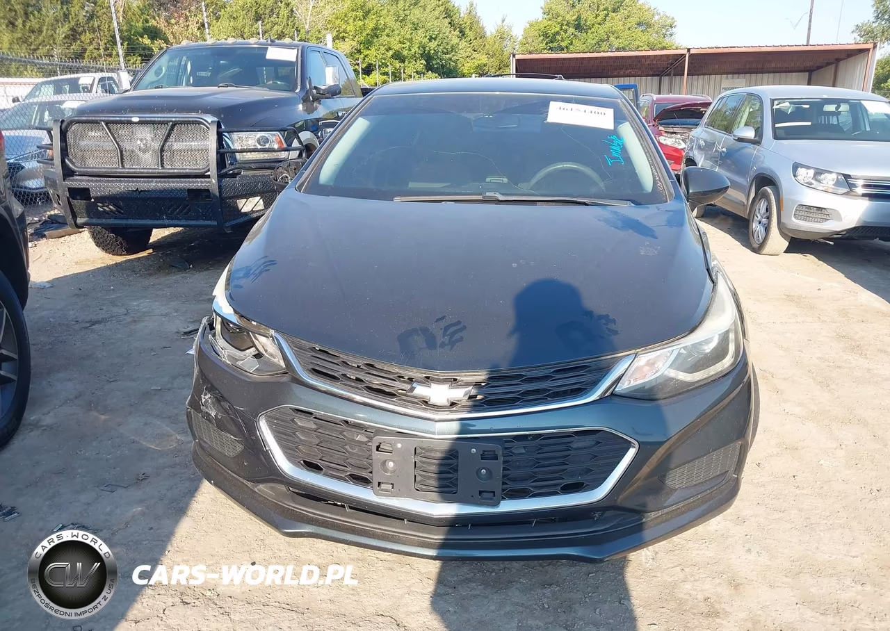 2018 Chevrolet Cruze Lt Auto VIN:1G1BE5SM2J7158400 - 12