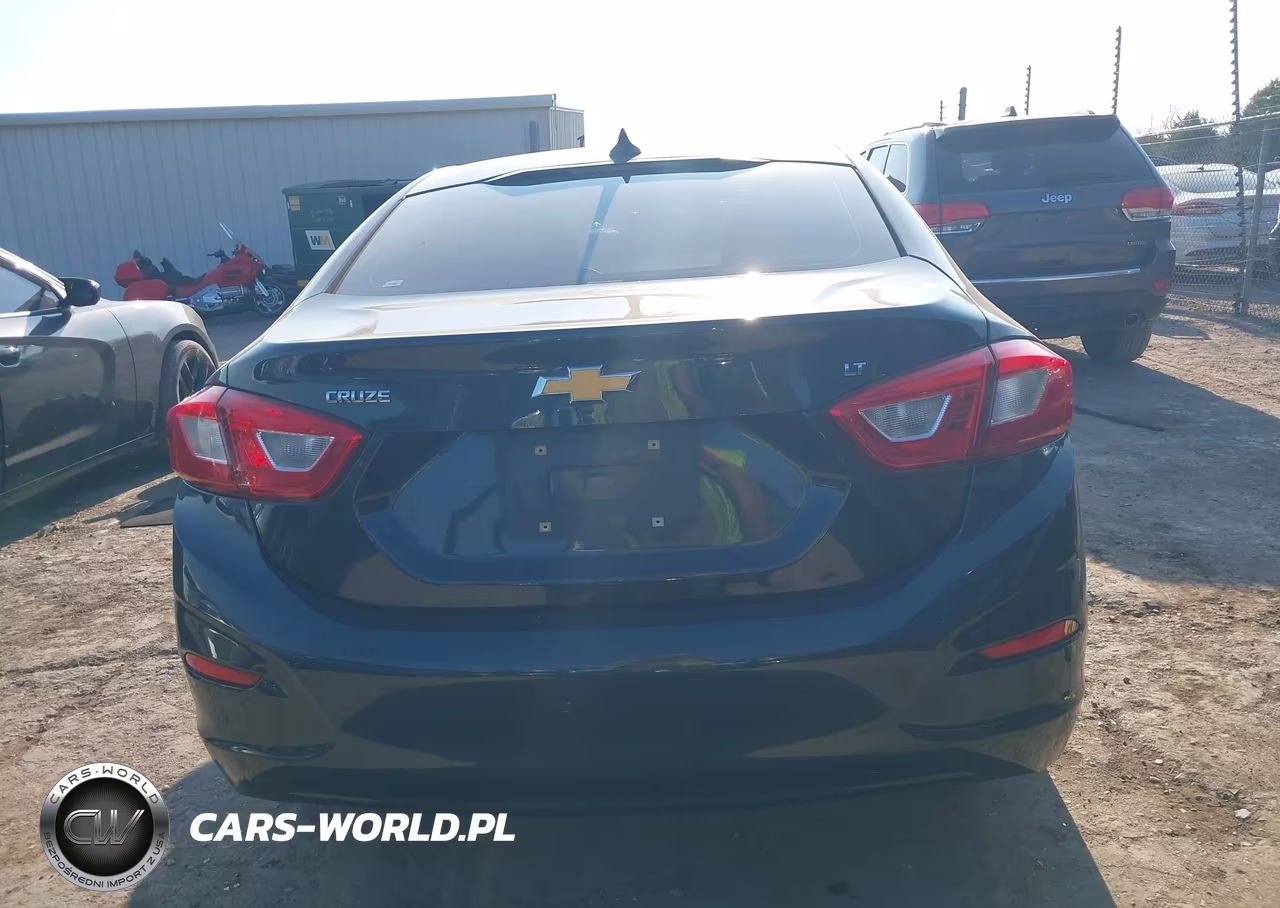 2018 Chevrolet Cruze Lt Auto VIN:1G1BE5SM2J7158400 - 16