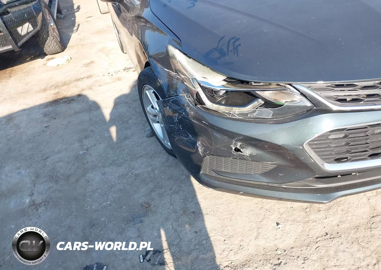 2018 Chevrolet Cruze Lt Auto VIN:1G1BE5SM2J7158400 - 6