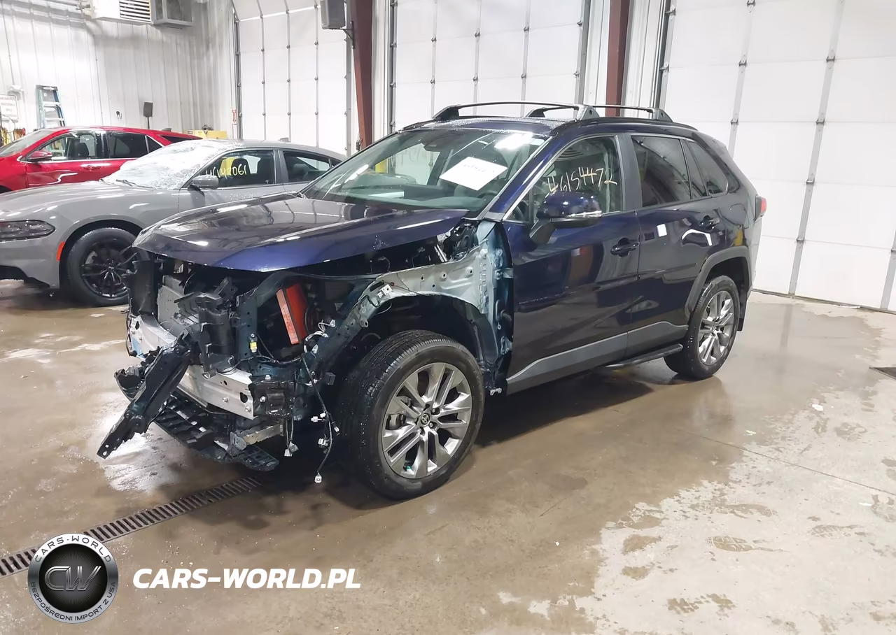 2025 Toyota Rav4 Xle Premium VIN:2T3A1RFV9SW528045 - 2