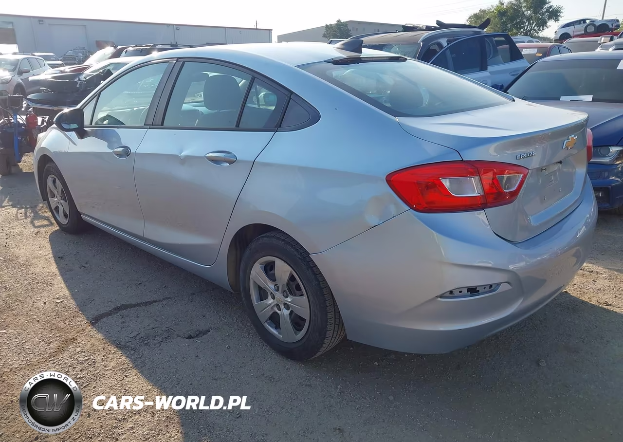 2017 Chevrolet Cruze Ls Auto VIN:1G1BC5SM5H7220615 - 3