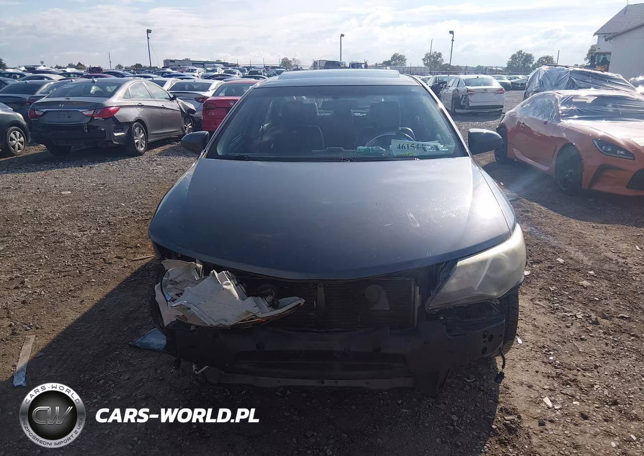 2014 Toyota Camry Se Sport VIN:4T1BF1FK6EU819967 - 12