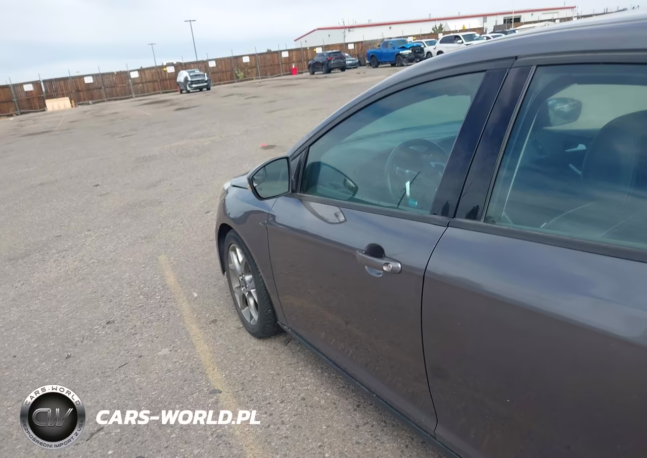 2014 Ford Focus Se VIN:1FADP3F23EL390482 - 6