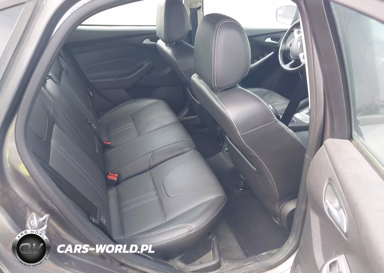 2014 Ford Focus Se VIN:1FADP3F23EL390482 - 8