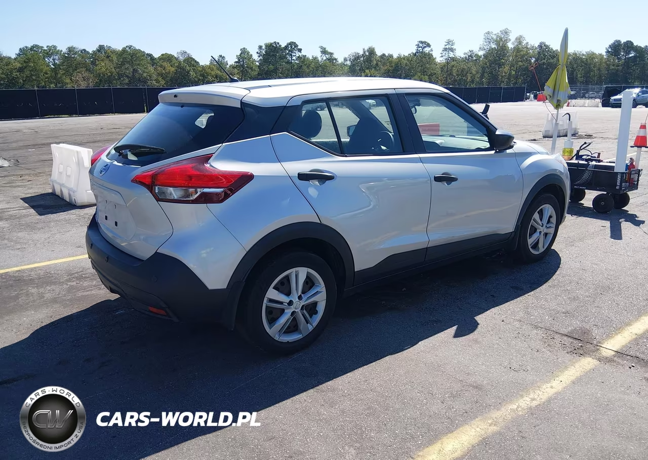2020 Nissan Kicks S Xtronic Cvt VIN:3N1CP5BVXLL577451 - 4