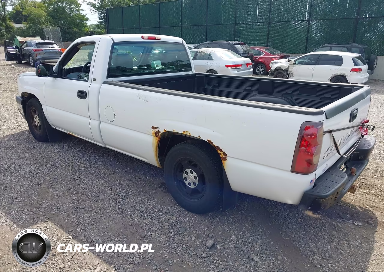2003 Chevrolet Silverado 1500 Work Truck VIN:1GCEC14V93Z210752 - 3