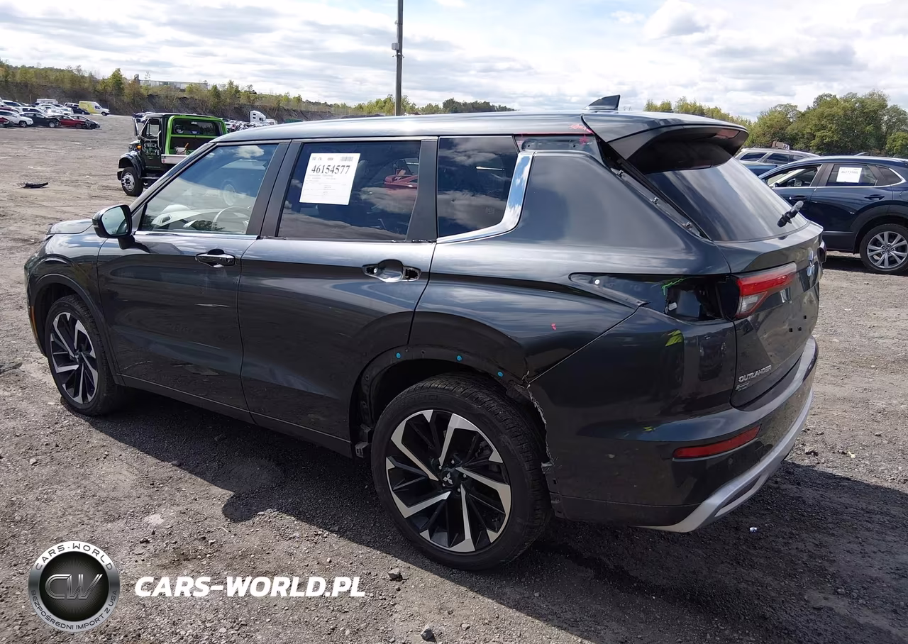 2024 Mitsubishi Outlander Se 2.5 S-Awc-Se Black Edition S-Awc-Se Black Edition W-Pano Roof S-Awc-Se Ralliart S-Awc VIN:JA4J4VA82RZ059600 - 3