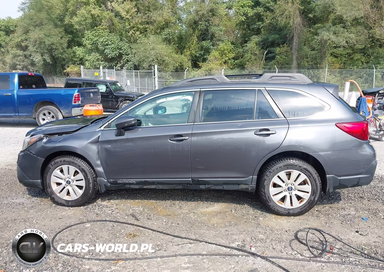 2018 Subaru Outback 2.5I Premium VIN:4S4BSAHC0J3318168 - 14