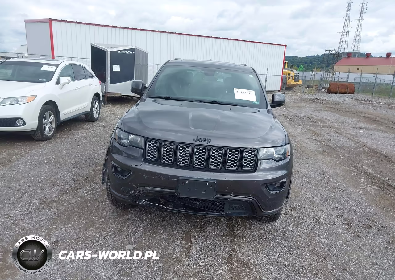 2017 Jeep Grand Cherokee Altitude 4X4 VIN:1C4RJFAG2HC726830 - 12