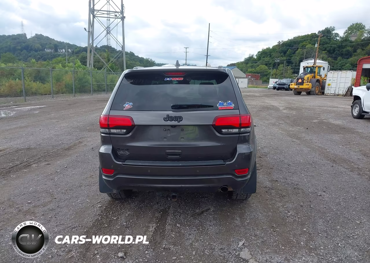 2017 Jeep Grand Cherokee Altitude 4X4 VIN:1C4RJFAG2HC726830 - 16