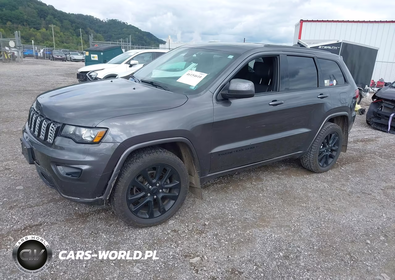 2017 Jeep Grand Cherokee Altitude 4X4 VIN:1C4RJFAG2HC726830 - 2