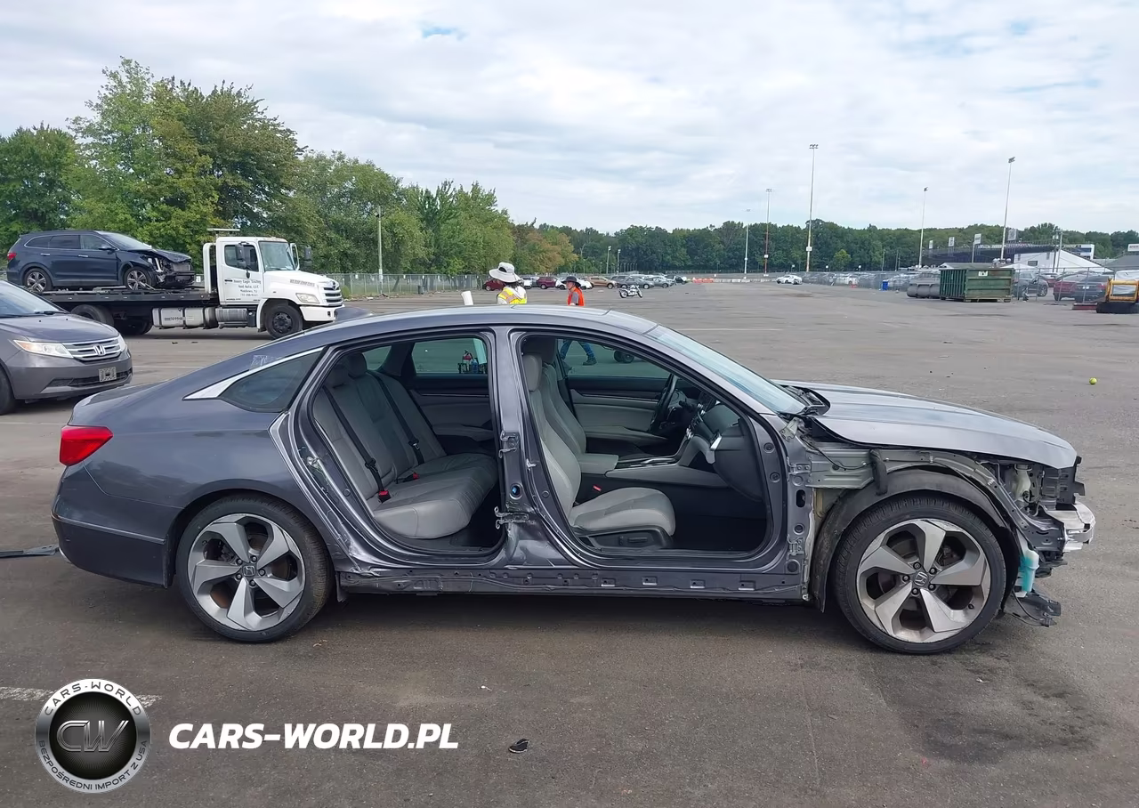 2020 Honda Accord Touring VIN:1HGCV2F9XLA011913 - 13